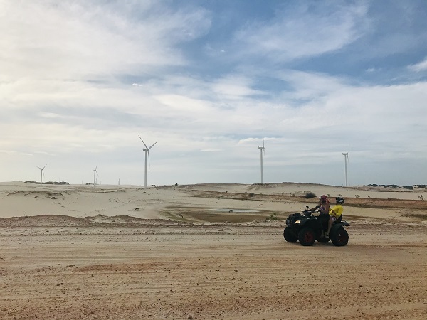 Quad dans les dunes